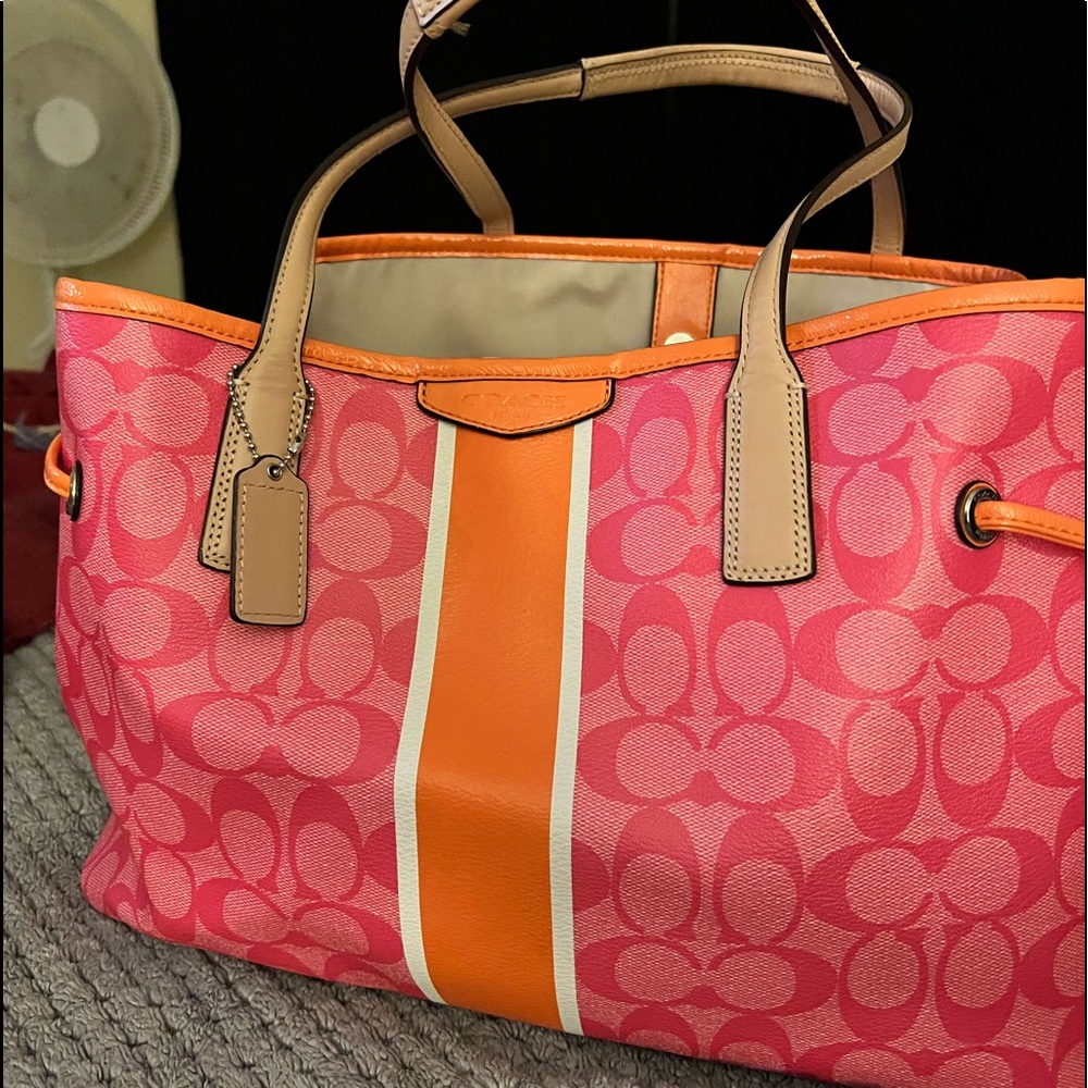 Coach 29064 Signature Stripe Carryall Shoulder Bag